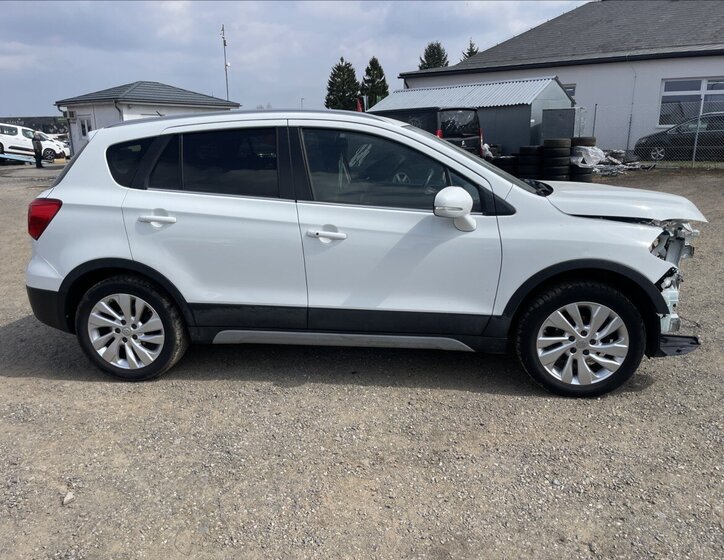 Suzuki SX4 S-Cross SUV / Terénní 3,0 l 88 kw
