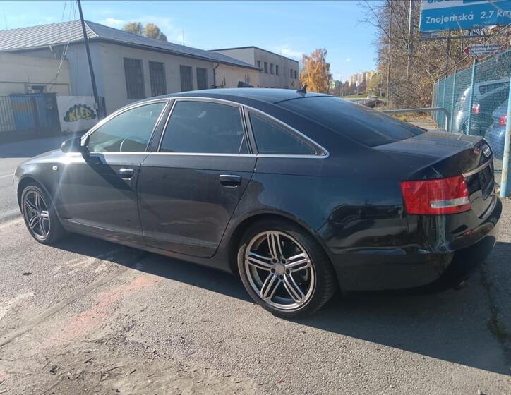 Audi A6 8