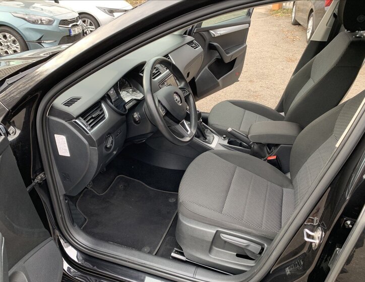 Škoda Octavia Sedan / Limuzína 1,4 l 110 kw