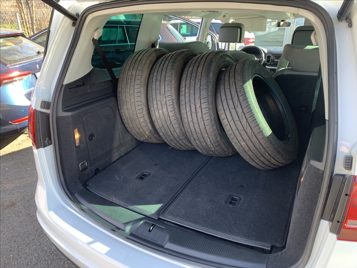 Volkswagen Sharan MPV 2,0 l 110 kw