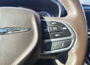 Chrysler Pacifica MPV 3,6 l 211 kw