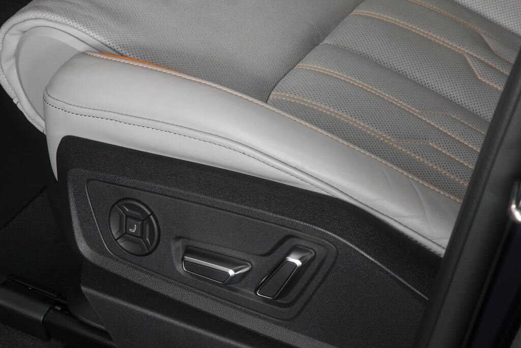 Audi e-tron SUV 0,0 300 kw