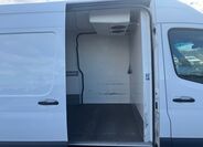 Mercedes-Benz Sprinter 16