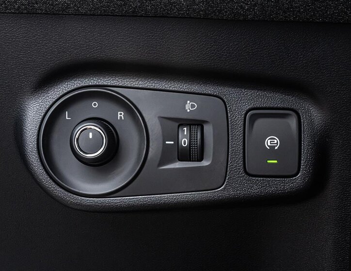 MG ZS SUV / Terénní 1,5 l 85 kw