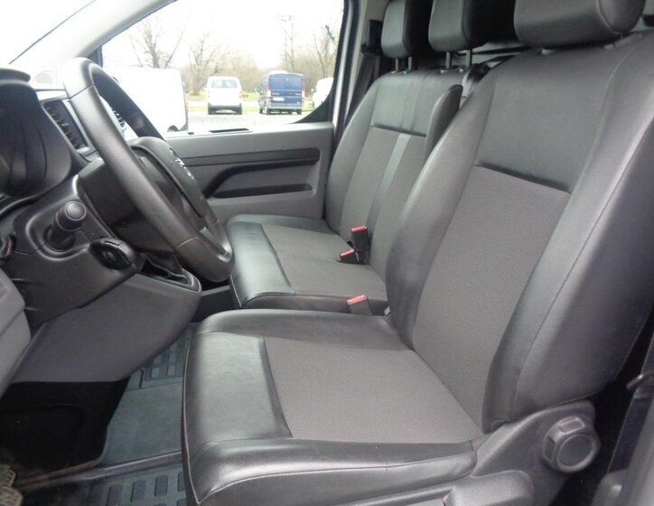 Opel Vivaro Ostatní 1,5 l 75 kw