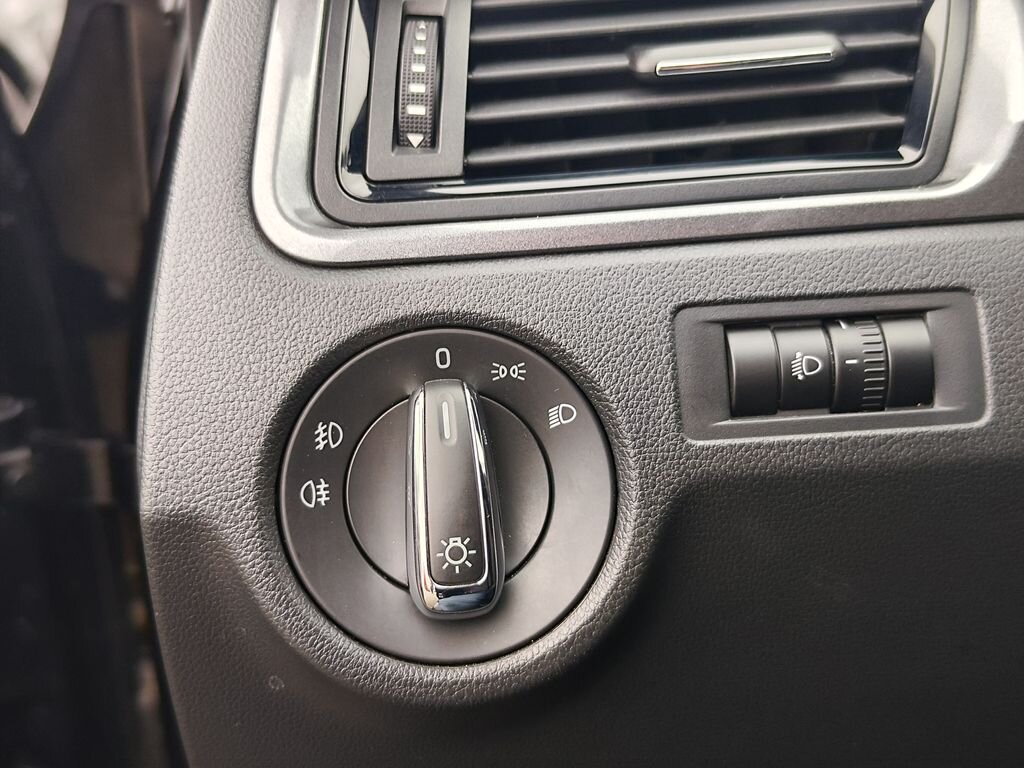 Škoda Rapid Liftback 1,2 l 77 kw