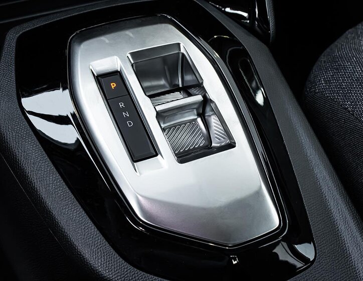 Peugeot 2008 SUV / Terénní 1,2 l 81 kw