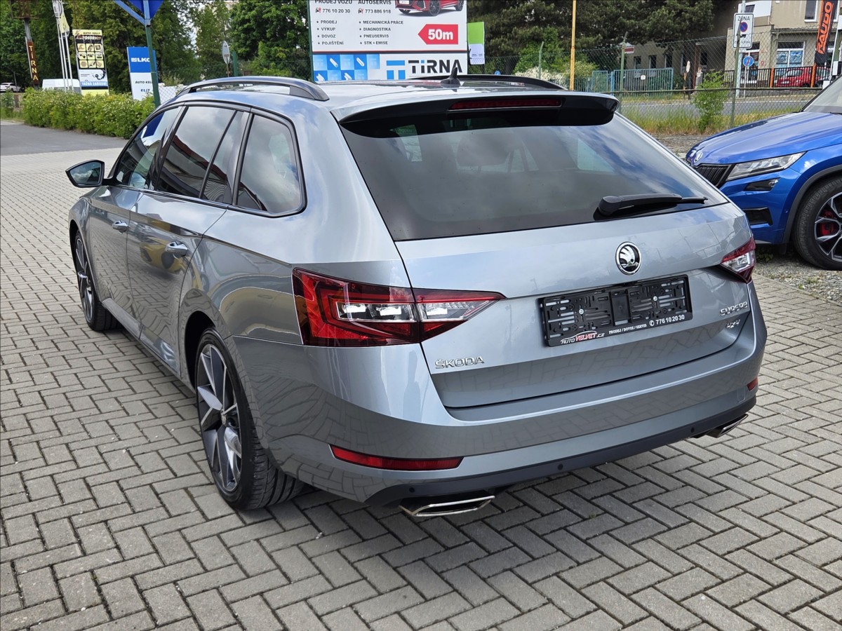 Škoda Superb