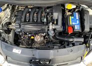 Peugeot 208 22