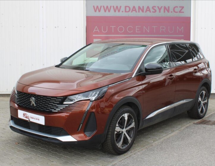 Peugeot 5008 SUV / Terénní 1,5 l 96 kw