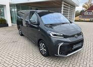 Toyota ProAce Verso 8