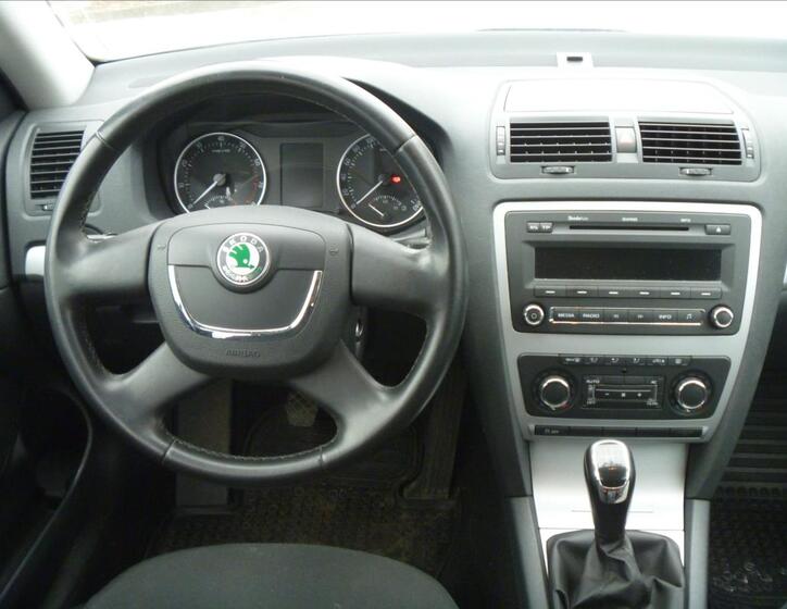 Škoda Octavia 13