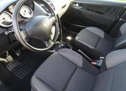 Peugeot 207 13