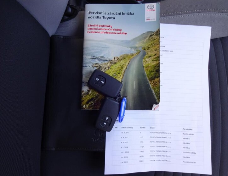 Toyota Yaris Kombi 1,3 l 73 kw