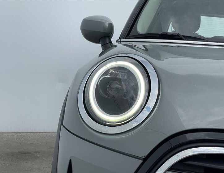 Mini Cooper Hatchback 1,5 l 100 kw