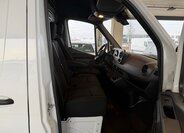 Mercedes-Benz Sprinter 14