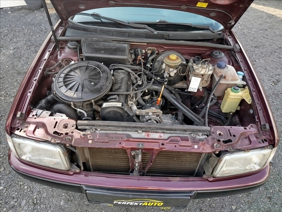 Audi 80 Sedan / Limuzína 2,0 l 66 kw