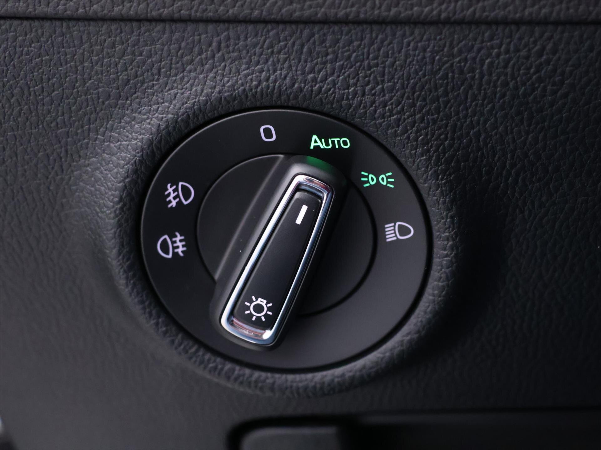 Škoda Superb Liftback 2,0 l 140 kw