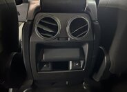 Land Rover Discovery 24
