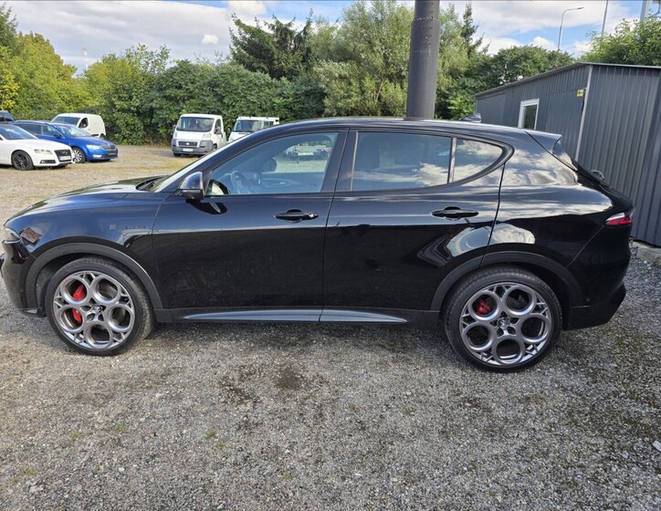 Alfa Romeo Tonale SUV / Terénní 1,5 l 117 kw