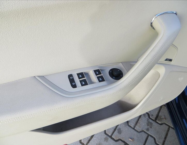 Škoda Superb Kombi 2,0 l 147 kw