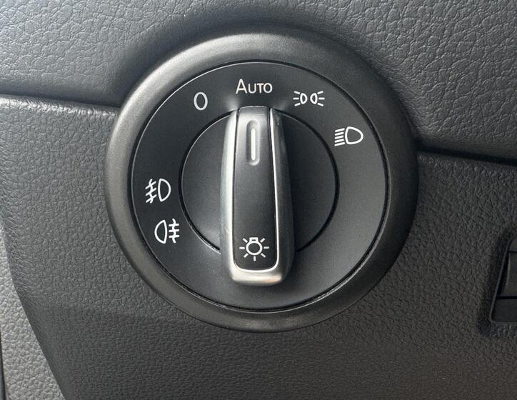 Volkswagen Multivan 23