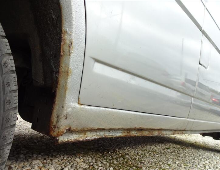 Volkswagen Caravelle 16