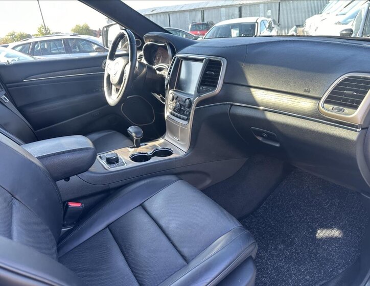 Jeep Grand Cherokee SUV / Terénní 3,0 l 184 kw