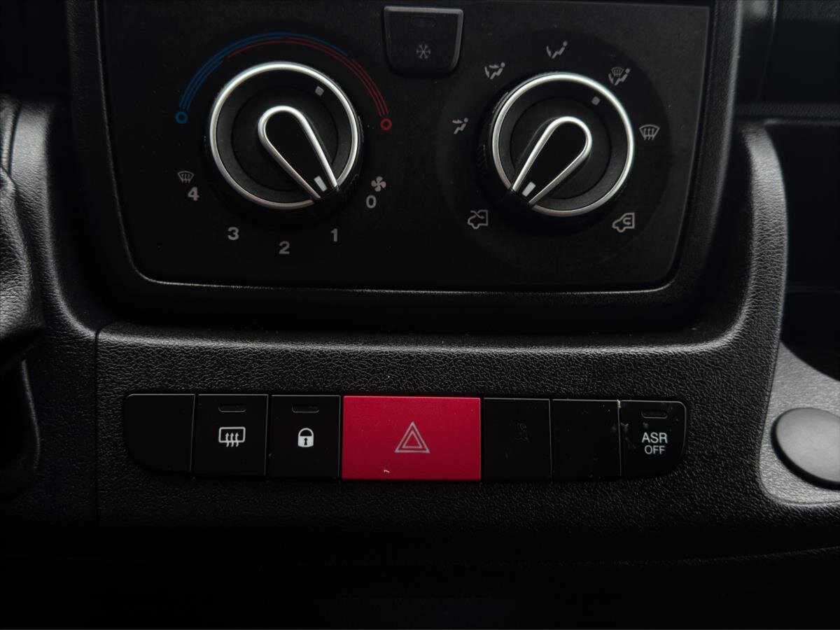 Citroën Jumper Skříň 2,2 l 103 kw