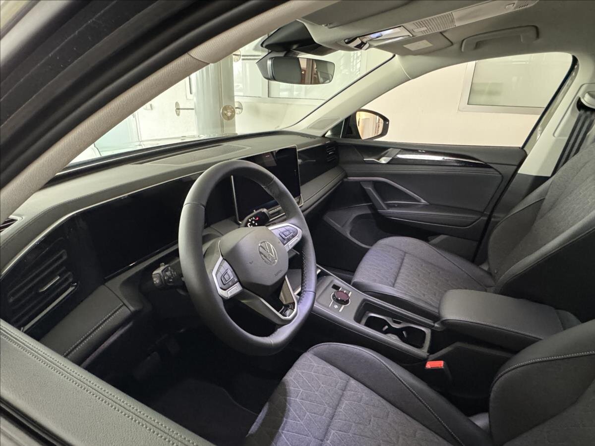 Volkswagen Tiguan SUV 1,5 l 150 kw