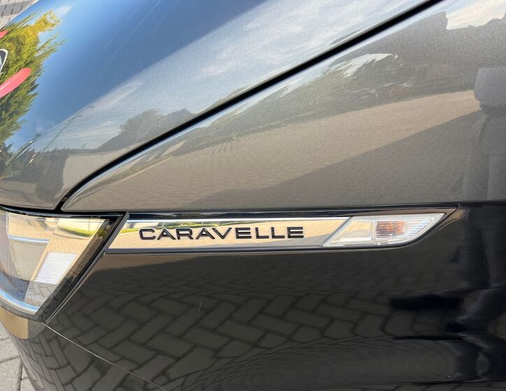 Volkswagen Caravelle 11