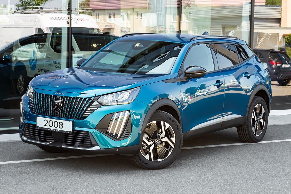 Peugeot 2008 SUV / Terénní 1,2 l 107 kw
