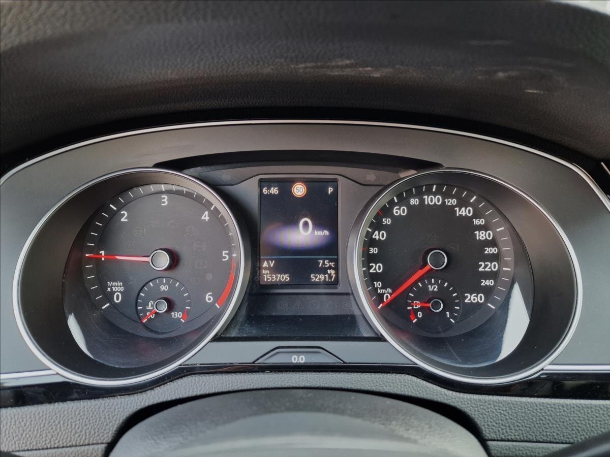 Volkswagen Passat Kombi 2,0 l 110 kw