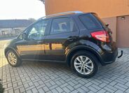 Suzuki SX4 8