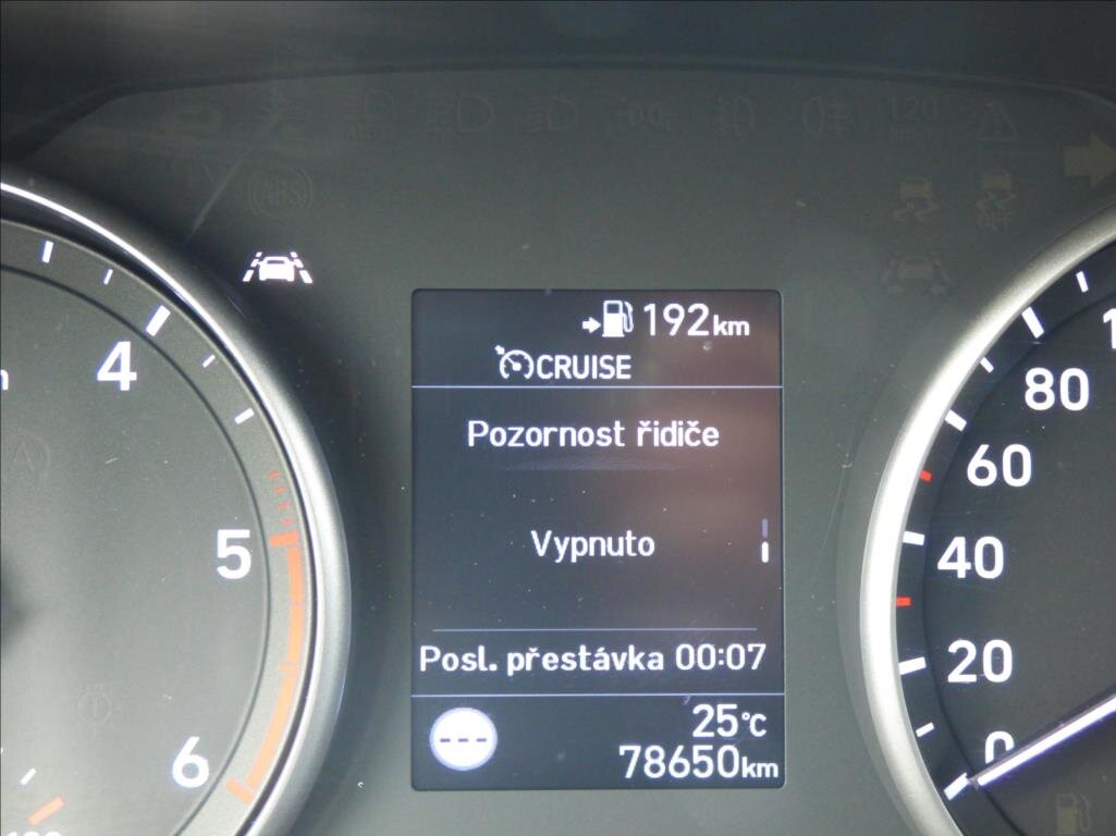 Hyundai i30 Liftback 1,6 l 100 kw