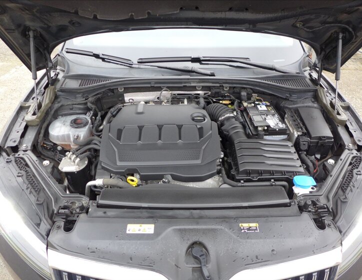 Škoda Superb Kombi 2,0 l 110 kw