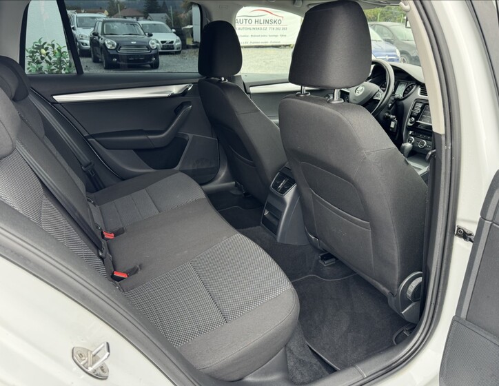 Škoda Octavia 16