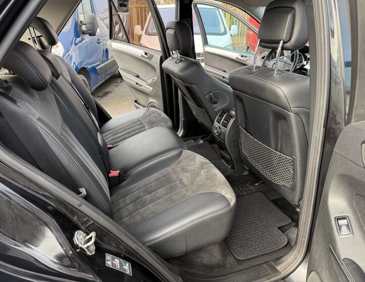 Mercedes-Benz Třídy M 11