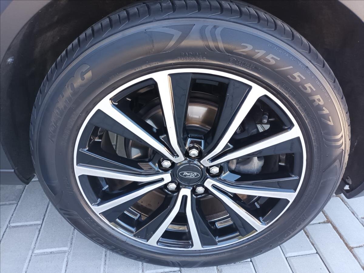 Ford Puma Hatchback 999,0 92 kw