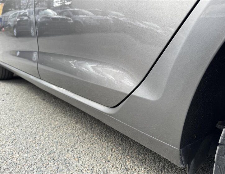 Volkswagen Golf Hatchback 1,2 l 63 kw