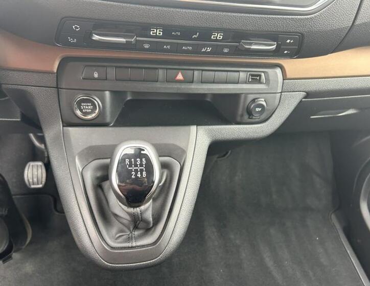 Toyota ProAce Verso 41