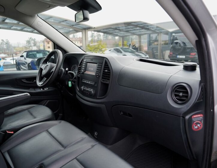 Mercedes-Benz Vito 22