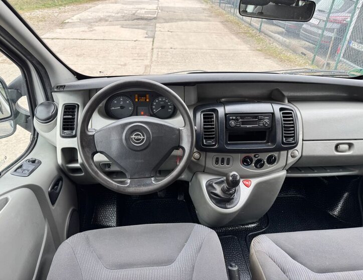 Opel Vivaro VAN / Minibus 2,0 l 84 kw