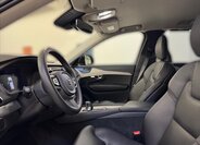 Volvo XC90 SUV 2,0 l 173 kw