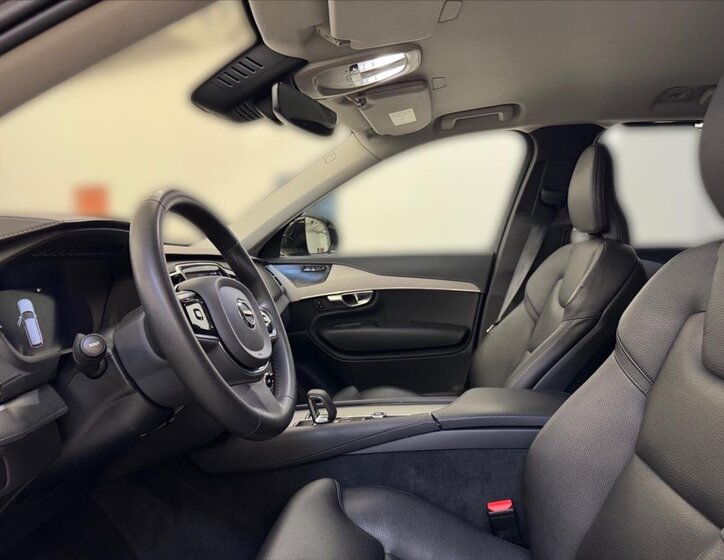 Volvo XC90 SUV 2,0 l 173 kw