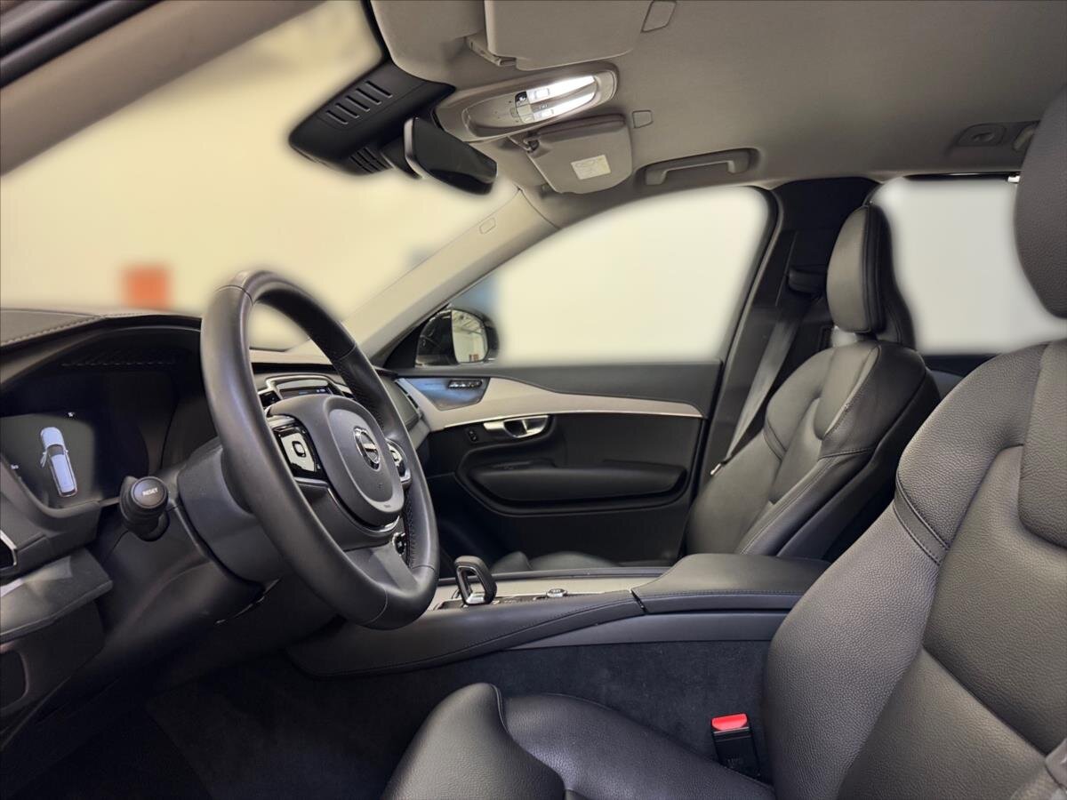 Volvo XC90 SUV 2,0 l 173 kw