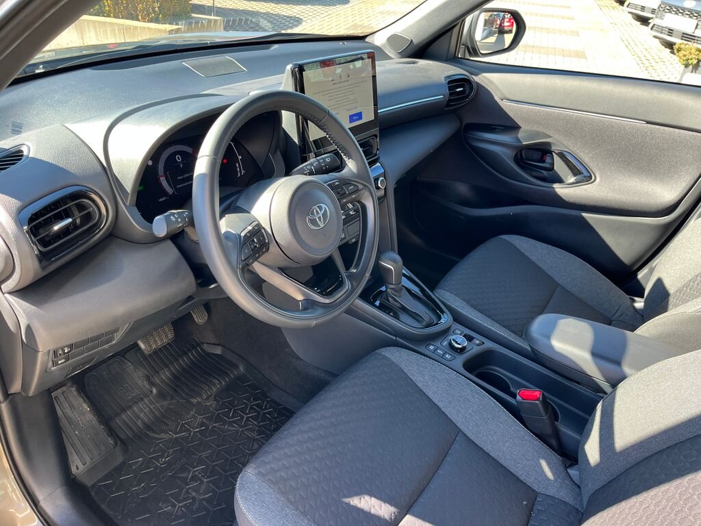 Toyota Yaris Cross SUV / Terénní 1,5 l 68 kw