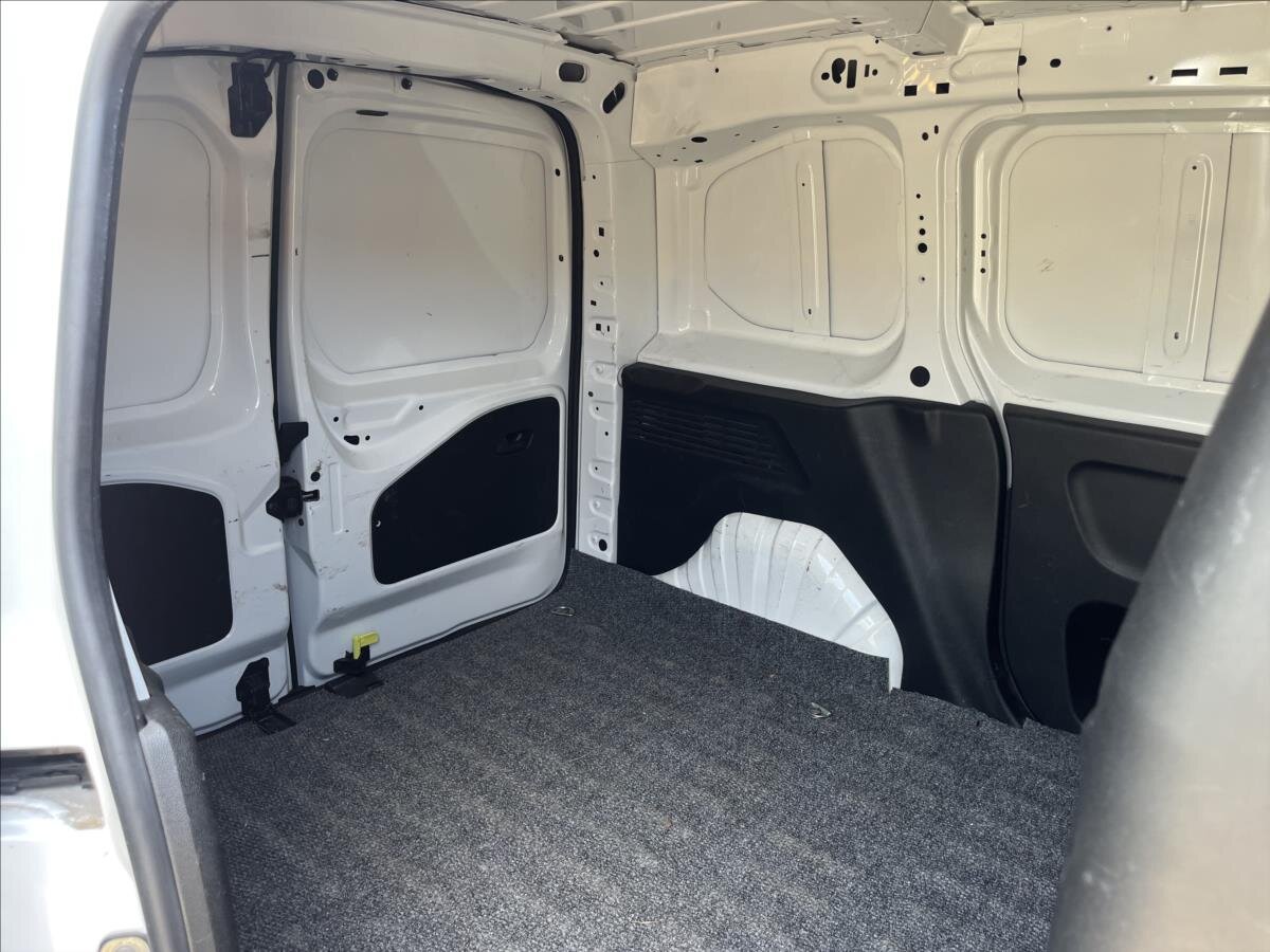 Peugeot Partner Skříň 1,5 l 75 kw