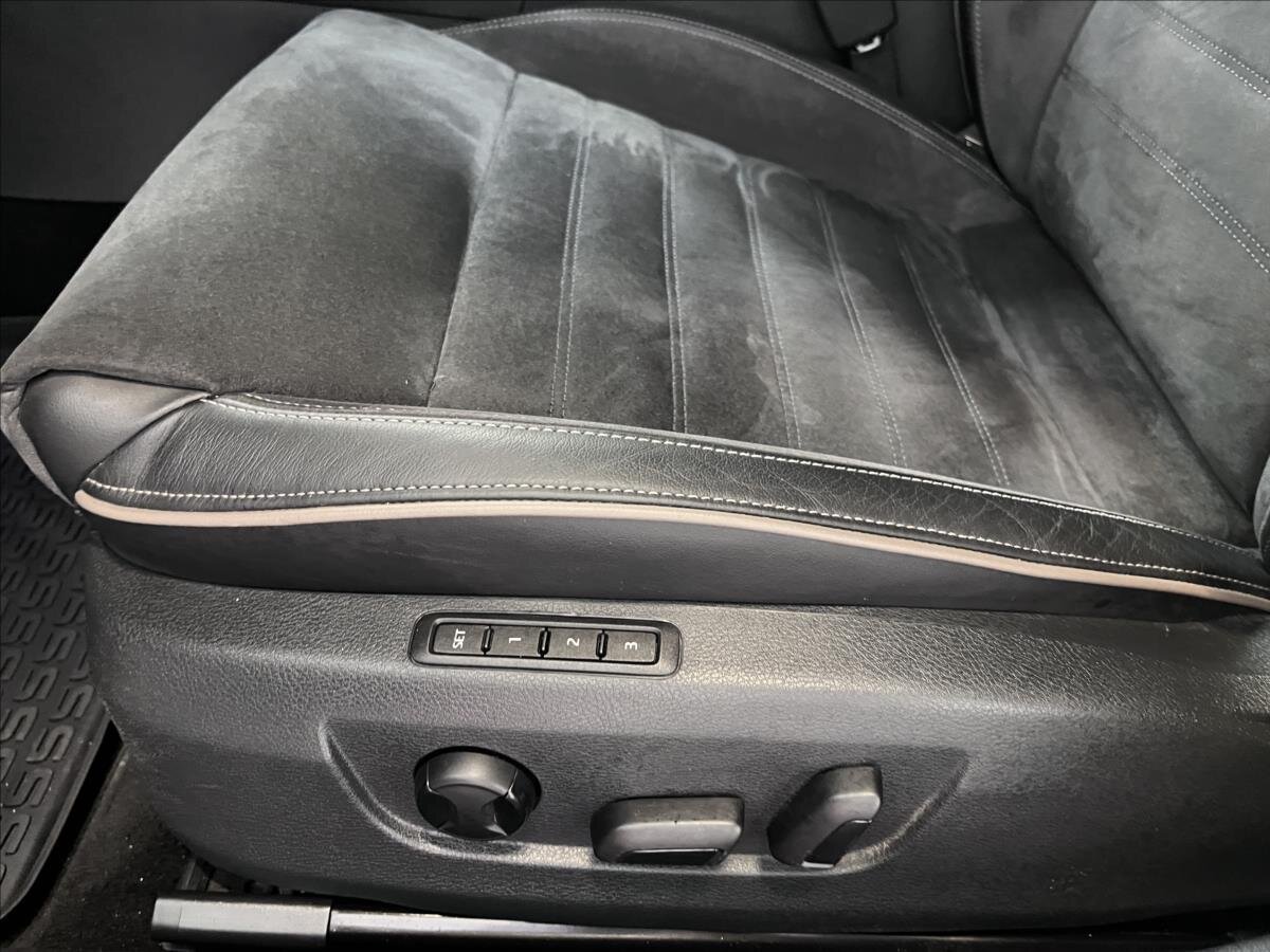 Škoda Superb Kombi 2,0 l 147 kw