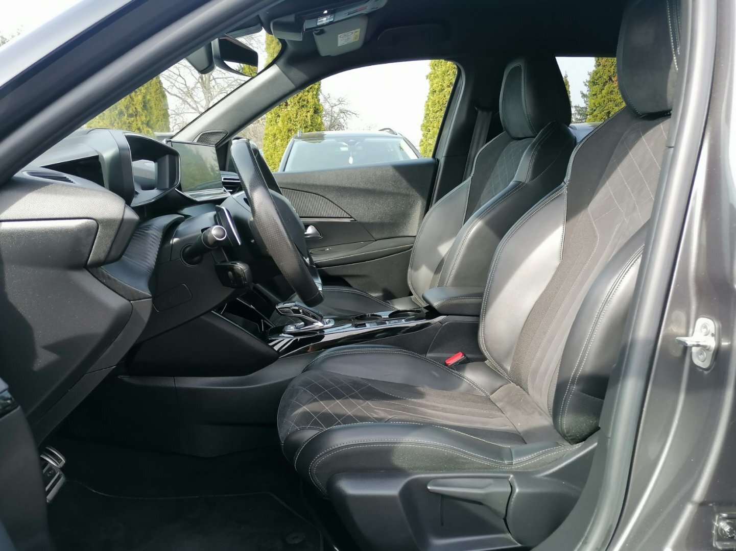 Peugeot 2008 SUV / Terénní 1,2 l 96 kw